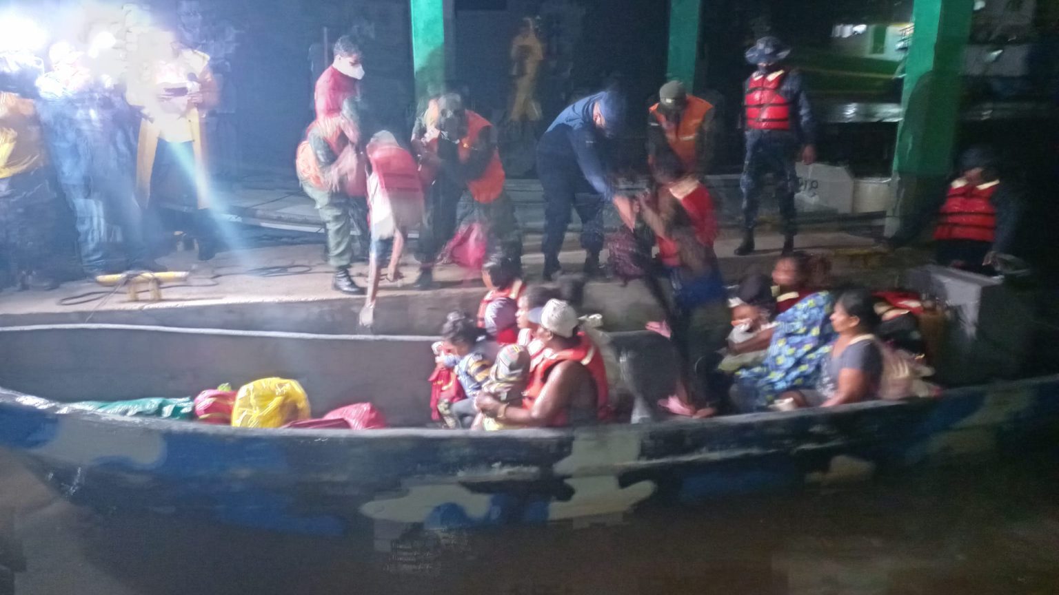 Continua evacuación de familias en el Caribe Norte de Nicaragua