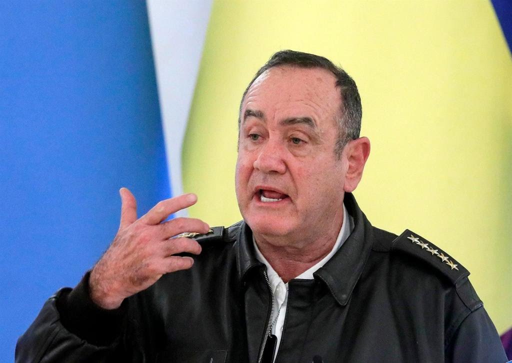 Casi matan a tiros a Presidente de Guatemala