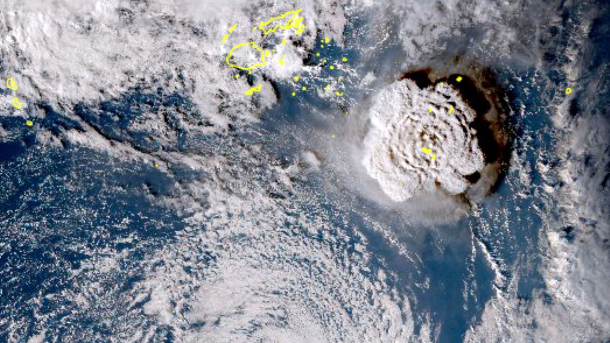 La tierra esta siendo afectada tras erupción del volcán Tonga