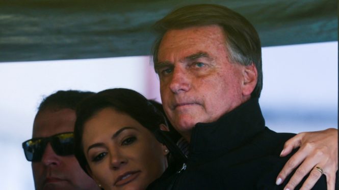 Bolsonaro procesado por desinformar sobre COVID-19
