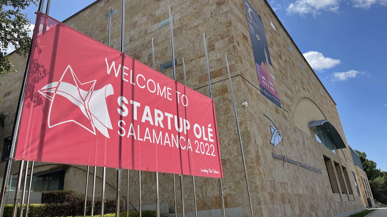 Presentan programas de emprendimientos nicaragüenses en importante feria en España