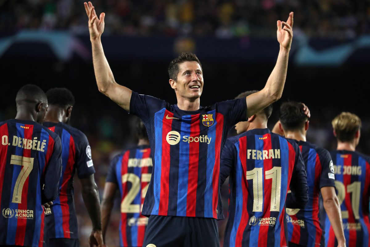 Hat-trick de Lewandowski en goleada del Barca al Viktoria Plzen