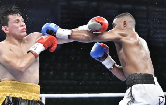 Boxeador en estado grave de salud luego de ser noqueado