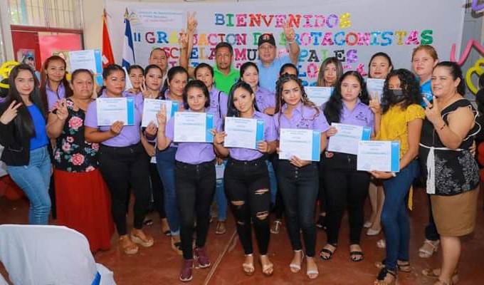 Estuantes de Siuna reciben Certificados por Inatec