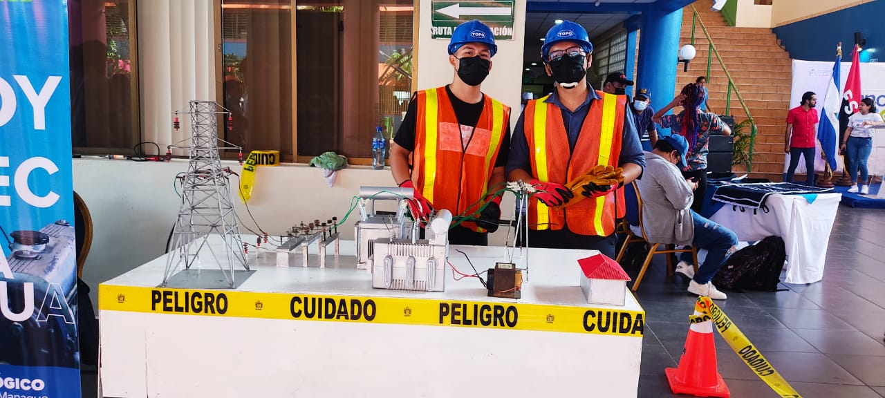 Estudiantes técnicos en Nicaragua se preparan para INNOVATEC 2022