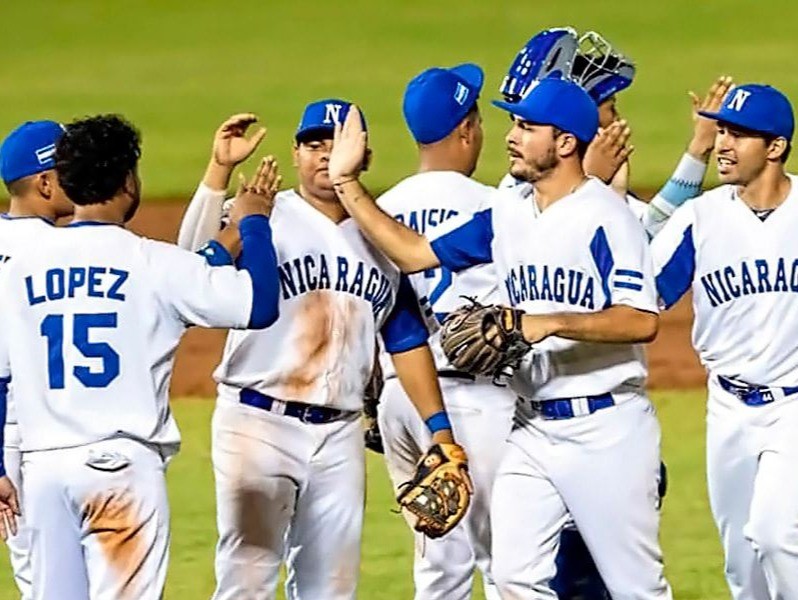 Nicaragua noquea a Pakistán y sigue en la lucha por un boleto al Clásico Mundial