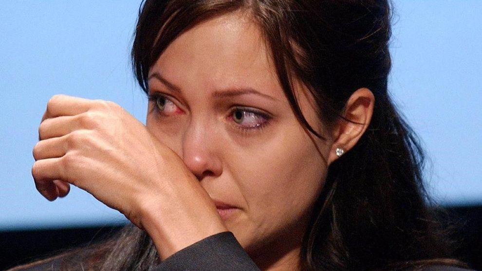 ¡Increíble! Angelina Jolie pidió a un asesino que la matara