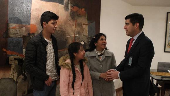 México  recibe a la  familia de  Pedro  Castillo