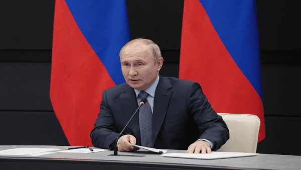 Presidente Vladimir Putin recibirá este lunes a líderes de la CEI