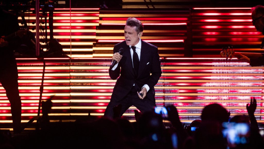 cantante, conncierto,viral, farandula