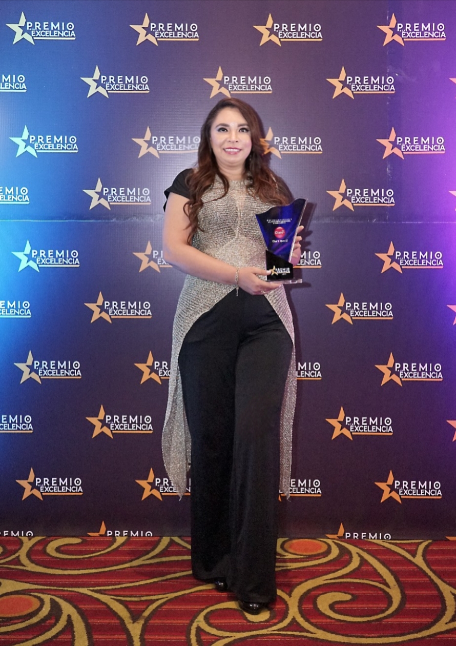 Claro recibe Premio a la Excelencia