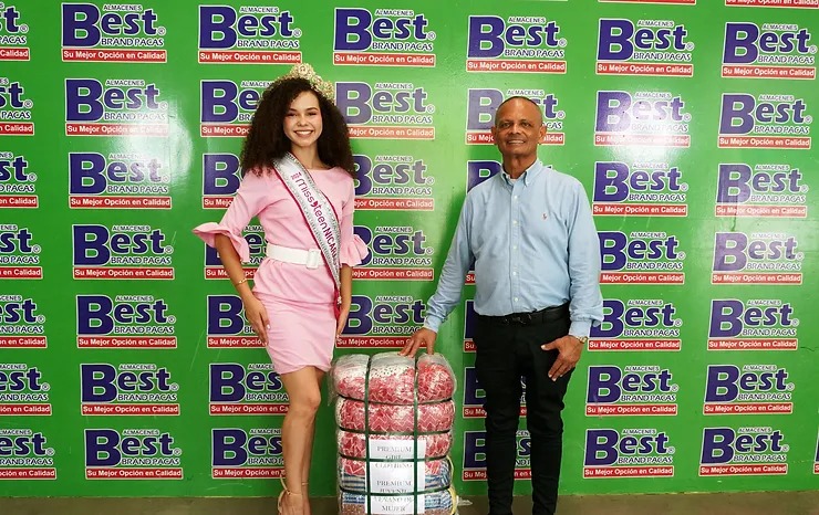Miss Teen Nicaragua 2024 realizó visita a Best Brand Pacas