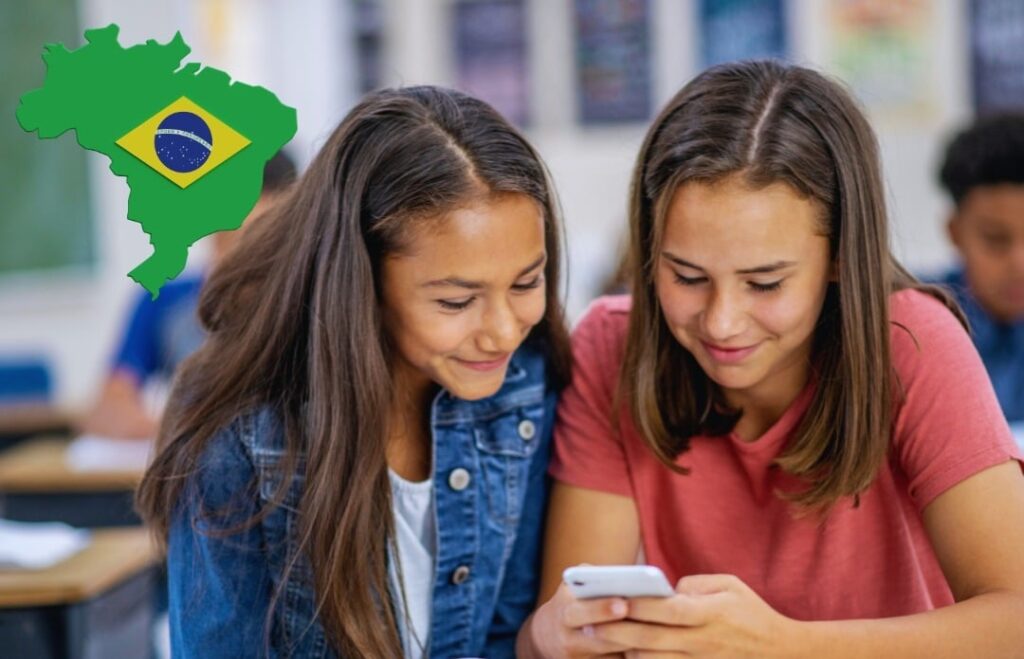 Brasil aprueba ley que prohíbe el uso de celulares en los colegios