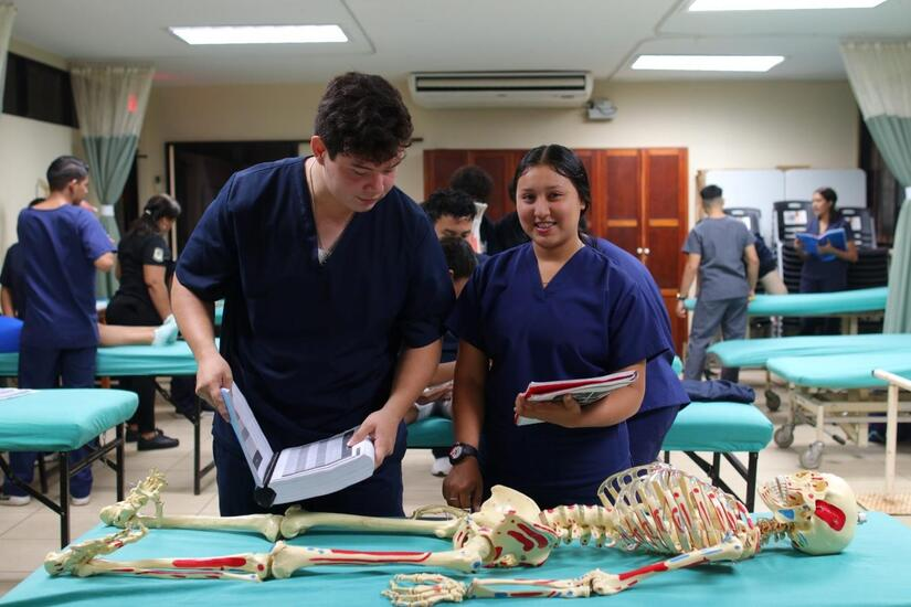 Tecnología de punta transforma el aprendizaje en fisioterapia