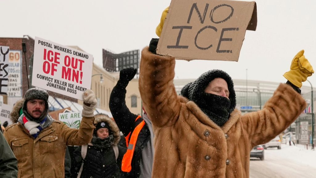 Trump reorganiza redadas migratorias en Minneapolis