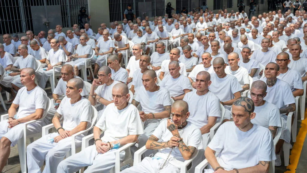 Juicio masivo contra la MS-13 en El Salvador