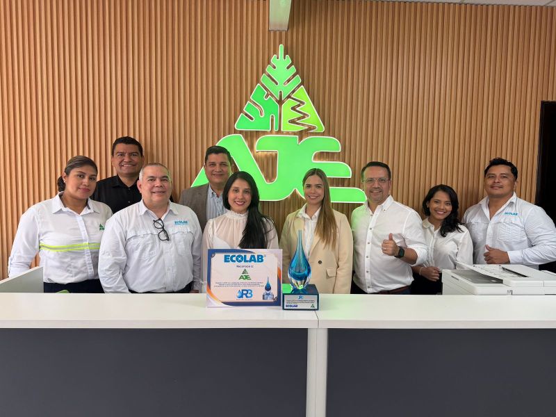 AJE Nicaragua recibe reconocimiento ambiental de Ecolab 