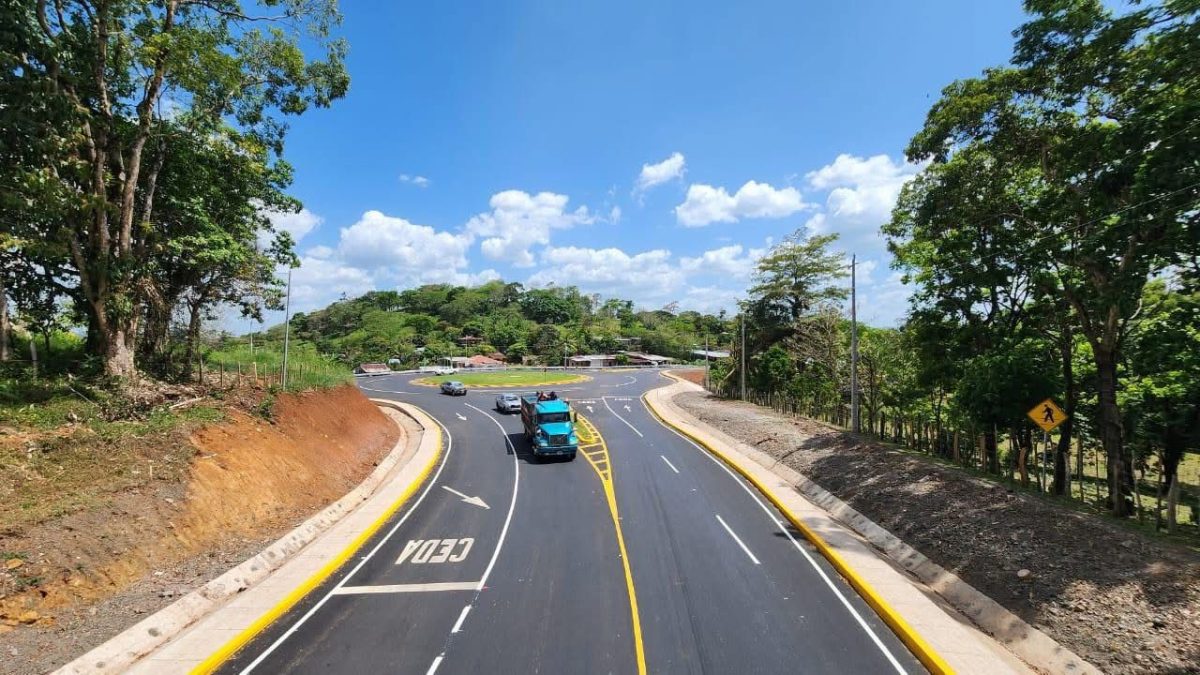 Nueva carretera reducirá tiempos de viaja en el Caribe Sur