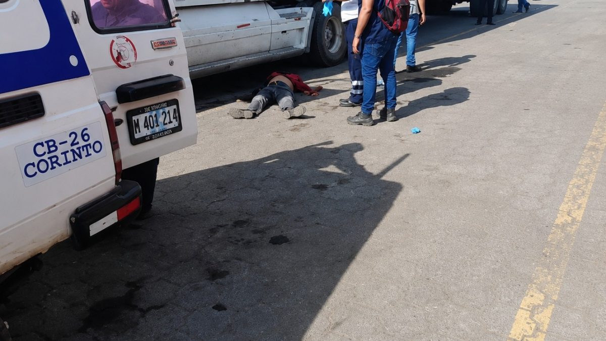 Conductor de furgón muere de forma repentina en empresa de Corinto