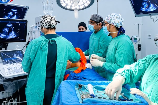 En Nicaragua realizan tres cirugías fetales de alta complejidad en un solo día