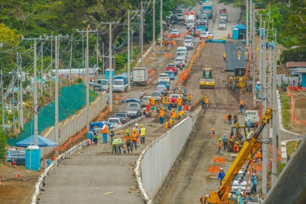 Proyectan concluir obras viales hasta diciembre
