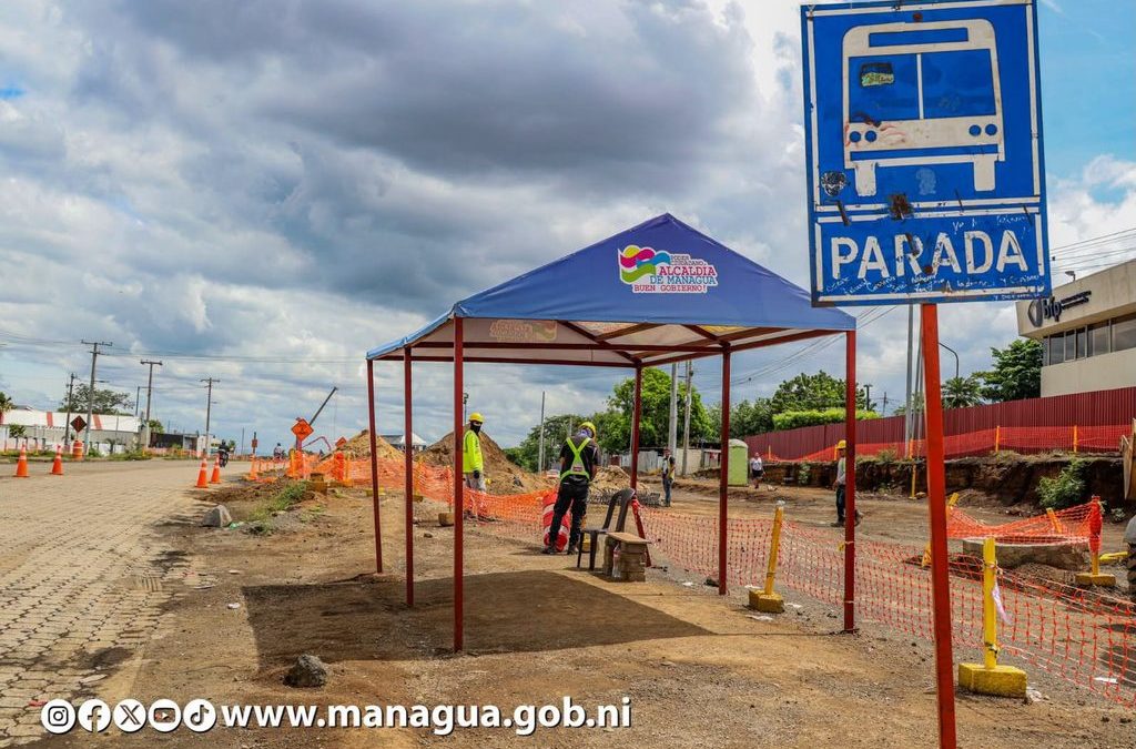 Instalan paradas provisionales en la pista Héroes y Mártires de la Insurrección